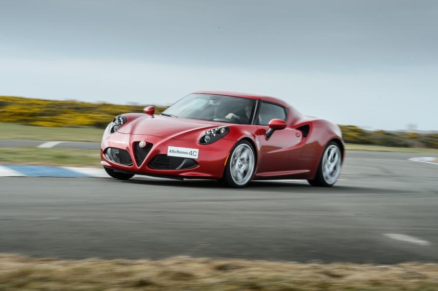  Alfa Romeo 4C (960) 2013 года  (WW) (фото 67 из 77)